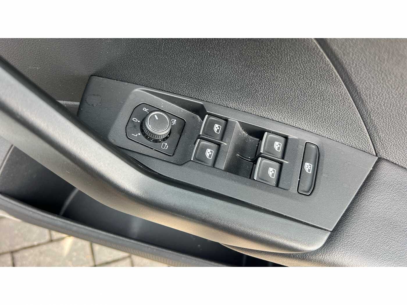 Volkswagen T-cross 1.0 TSI 110 R-Line 5dr DSG