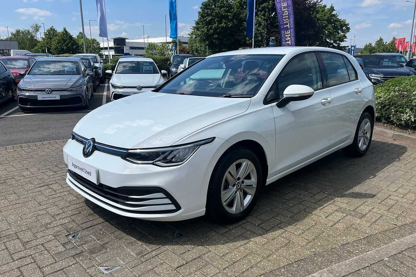 Volkswagen Golf MK8 Hatchback 5-Dr 1.5 TSI (130ps) Life EVO