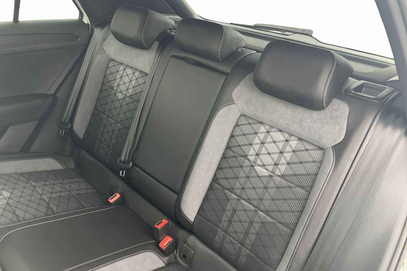 Volkswagen T-Roc 1.5 TSI (150ps) R-Line DSG