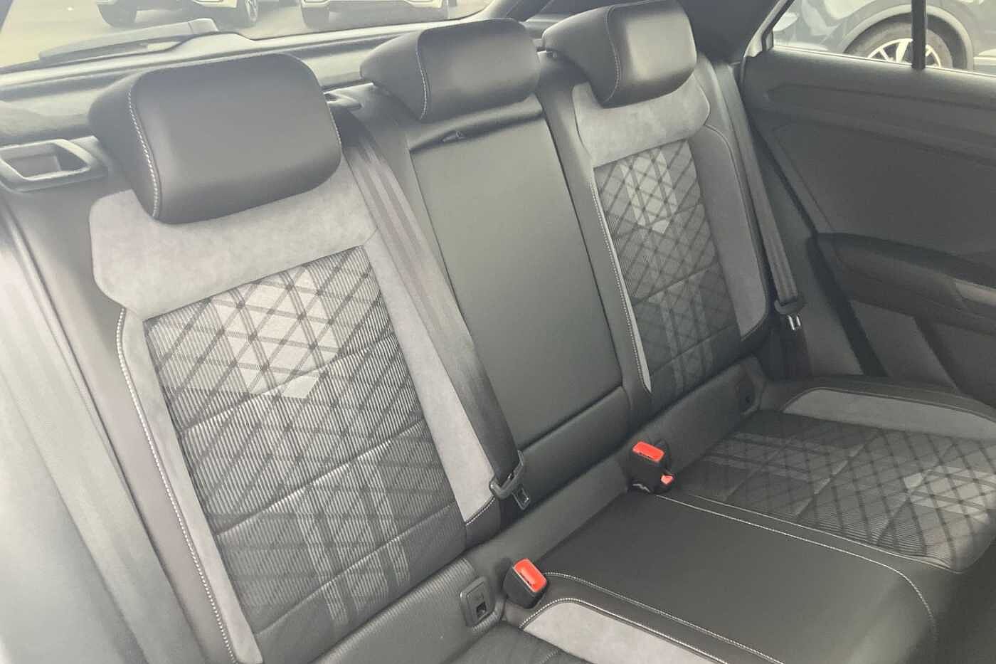 Volkswagen T-Roc 1.5 TSI (150ps) R-Line DSG