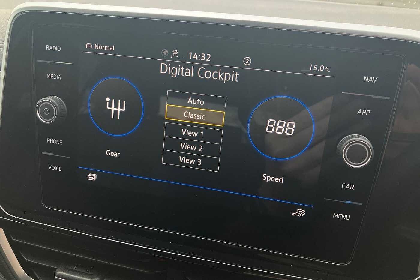 Volkswagen T-Roc 1.5 TSI (150ps) R-Line DSG