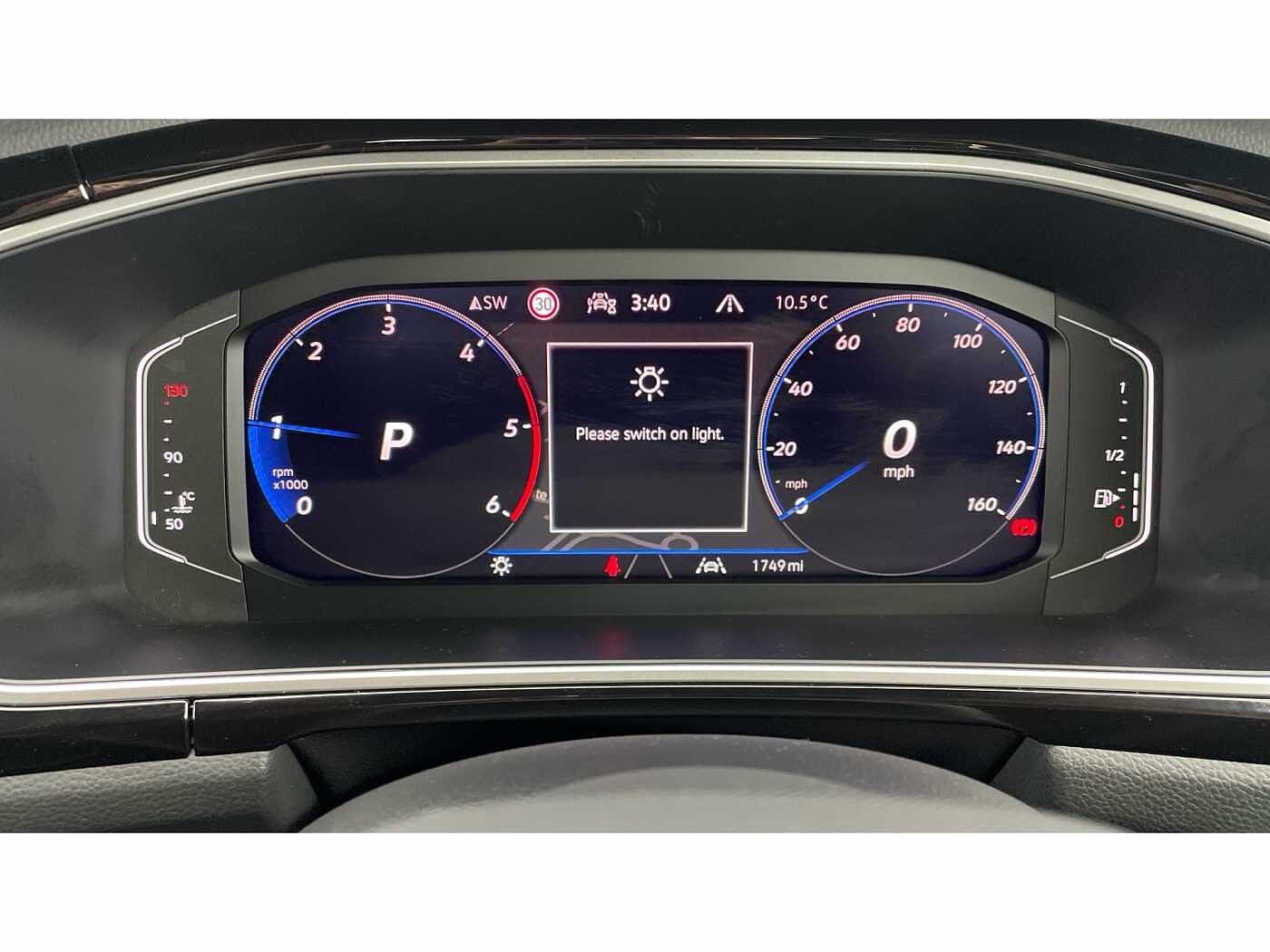 Volkswagen T-ROC R-Line 2.0 TDI 150PS 7-speed DSG 5 Door
