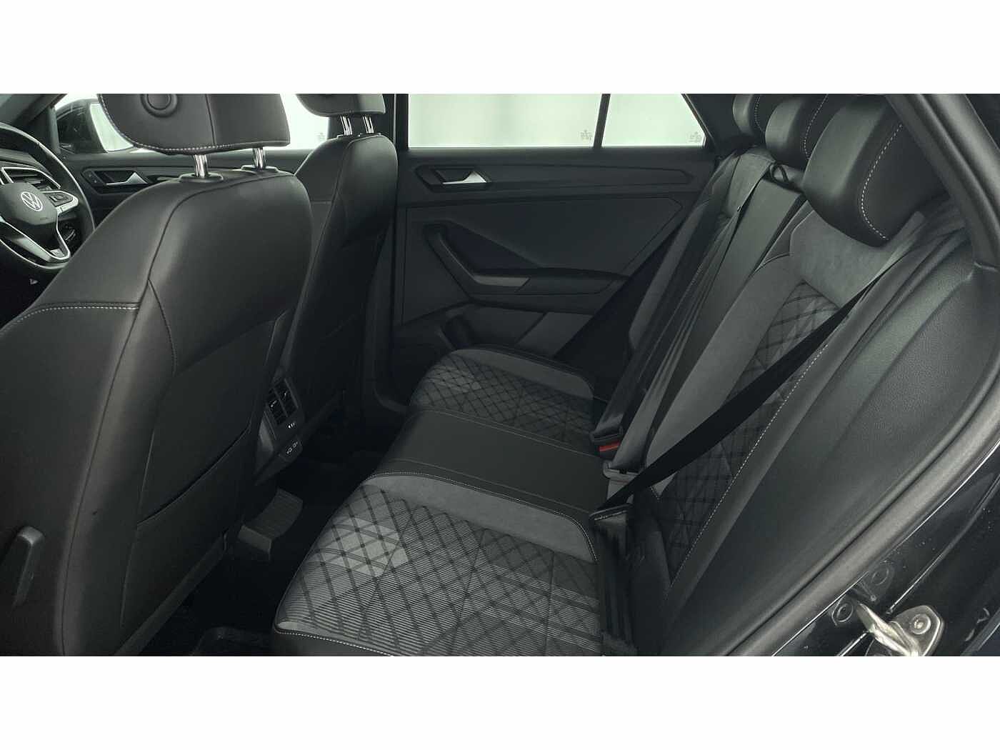 Volkswagen T-ROC R-Line 2.0 TDI 150PS 7-speed DSG 5 Door