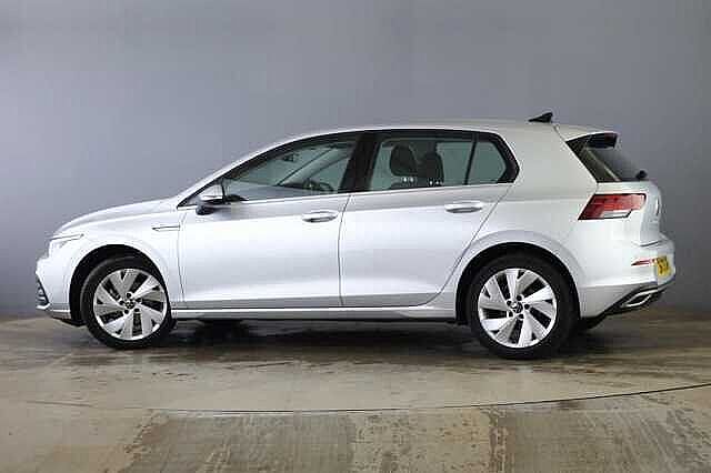 Volkswagen Golf 8 Style 1.5 TSI 130PS 6-speed Manual 5 Door