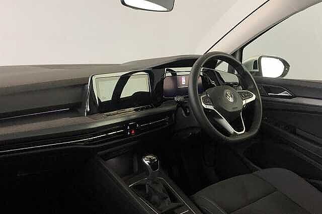 Volkswagen Golf 8 Style 1.5 TSI 130PS 6-speed Manual 5 Door