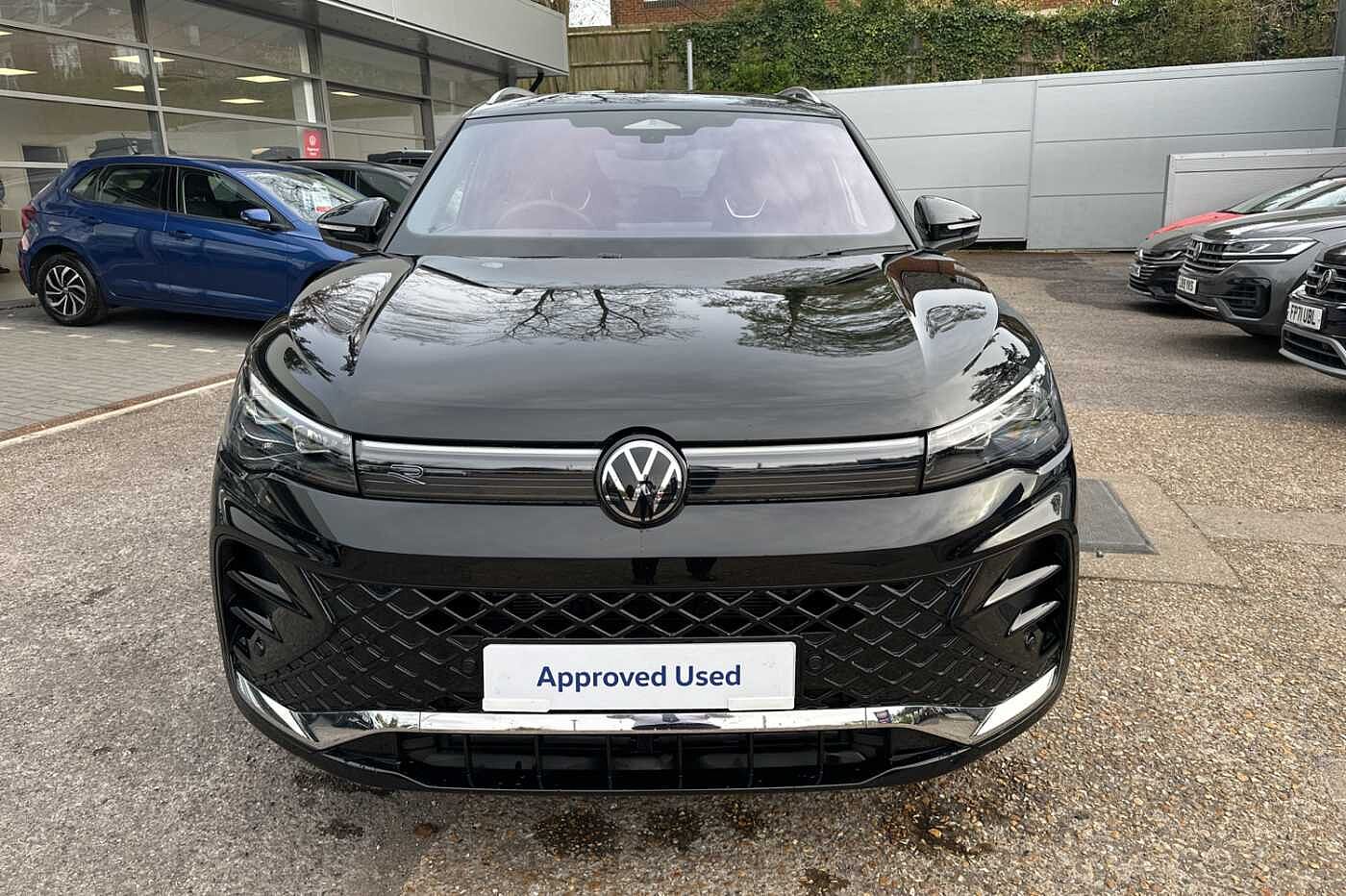 Volkswagen Tiguan 2.0TDI (150ps) R-Line DSG **WINTER PACK*CLIMATE WINDSCREEN**