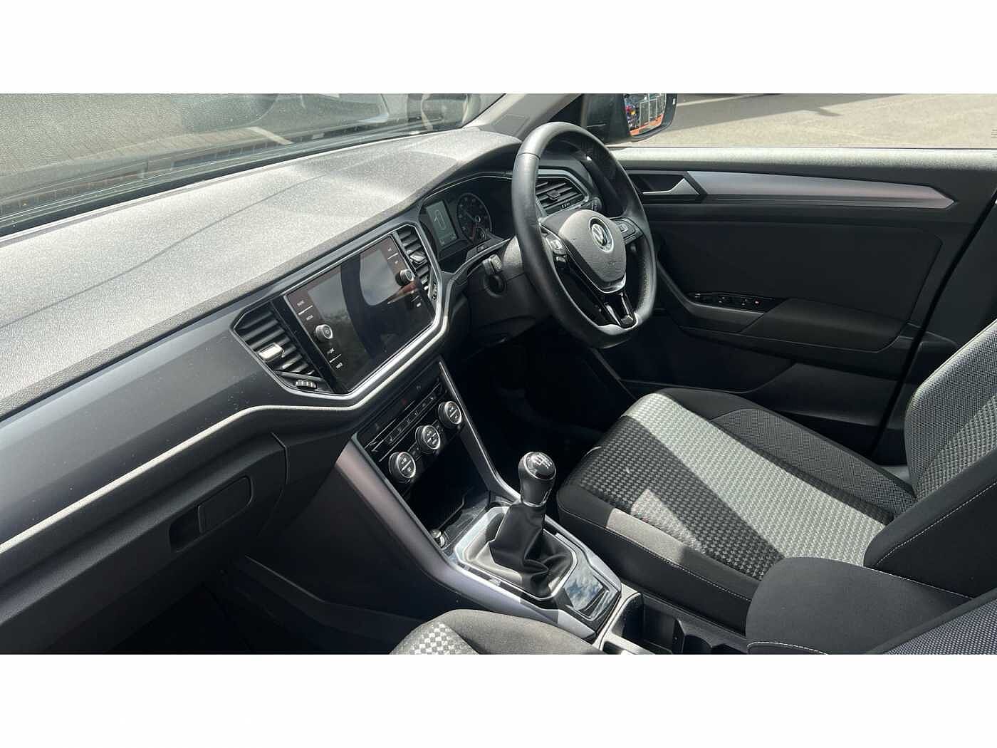 Volkswagen T-ROC 2017 1.0 TSI Active 110PS