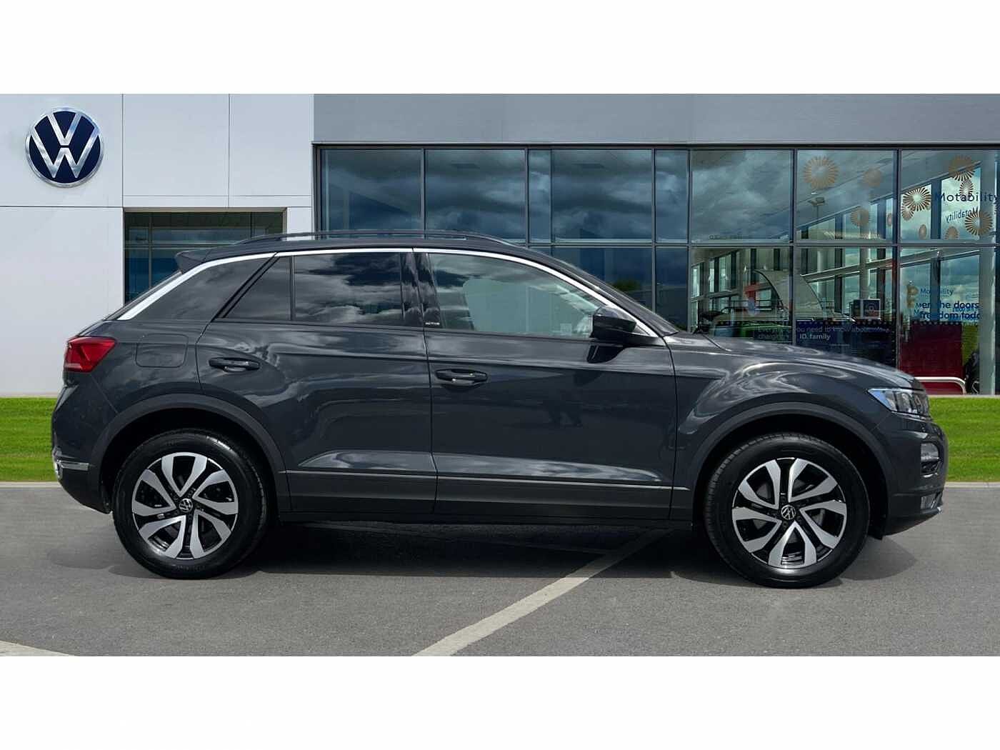 Volkswagen T-ROC 2017 1.0 TSI Active 110PS