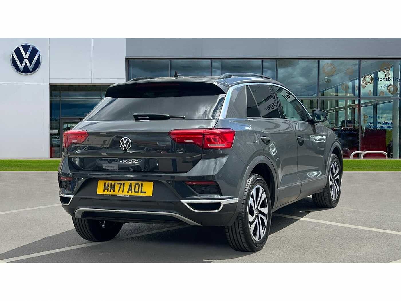 Volkswagen T-ROC 2017 1.0 TSI Active 110PS