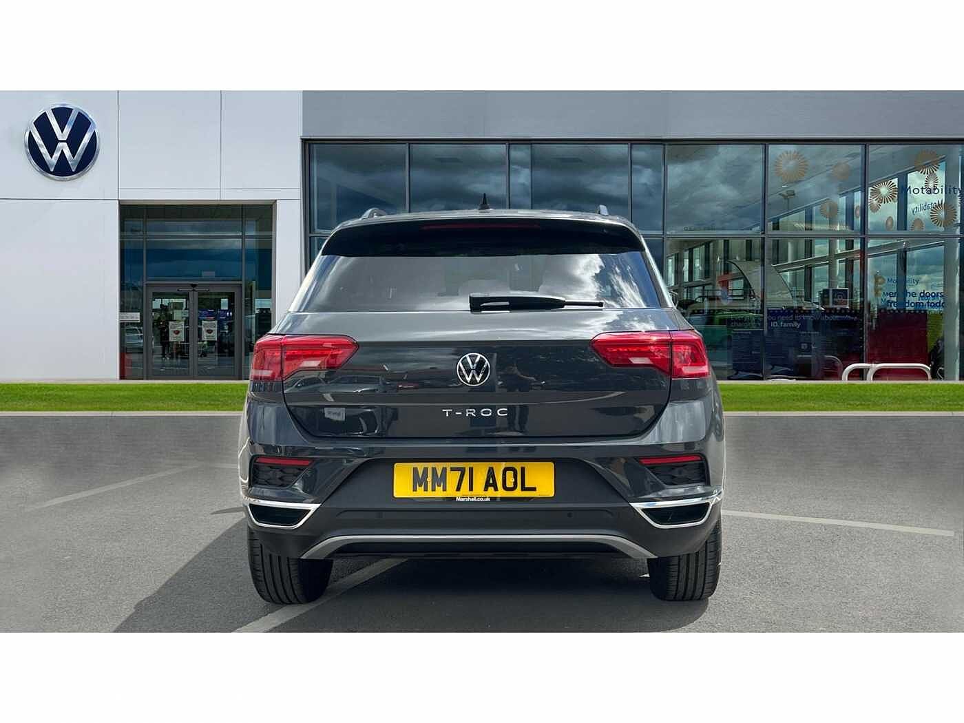 Volkswagen T-ROC 2017 1.0 TSI Active 110PS