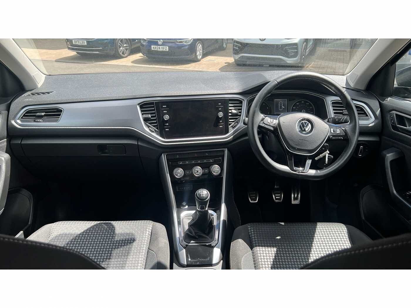 Volkswagen T-ROC 2017 1.0 TSI Active 110PS