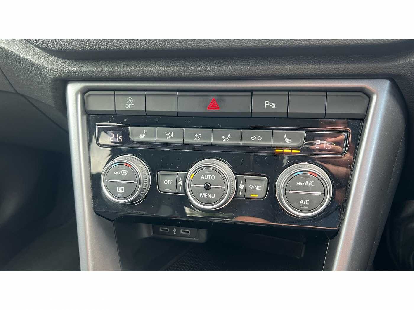 Volkswagen T-ROC 2017 1.0 TSI Active 110PS