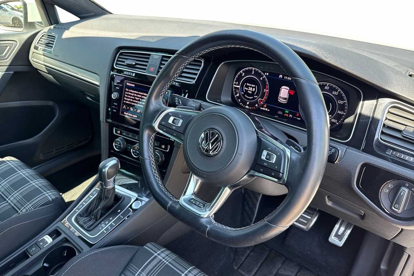 Volkswagen Golf 2.0 TDI GTD Blueline 184PS DSG 5Dr + 19' BRESCIA ALLOYS