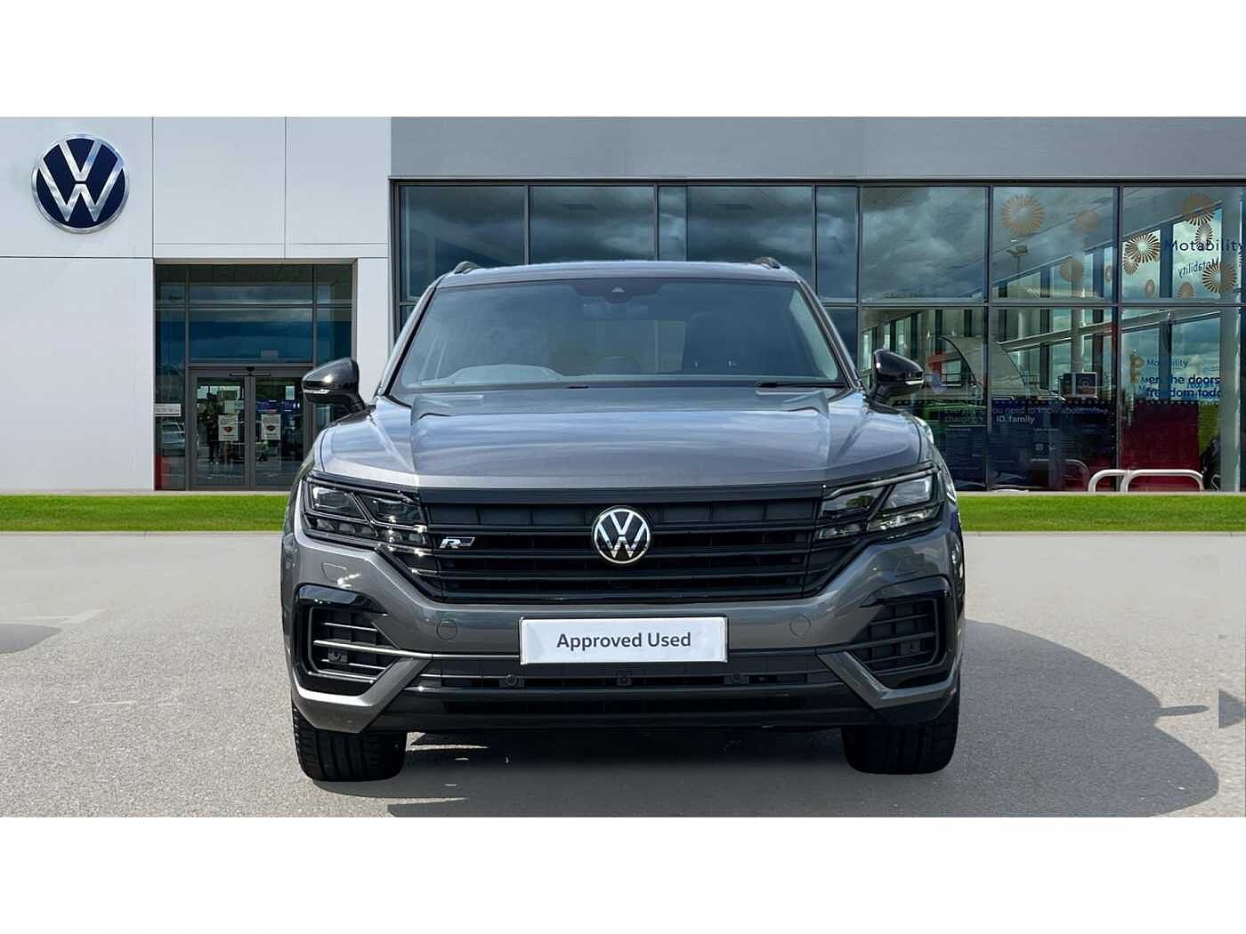 Volkswagen Touareg 3.0TDI (286ps) Black Edition 4Motion 5dr