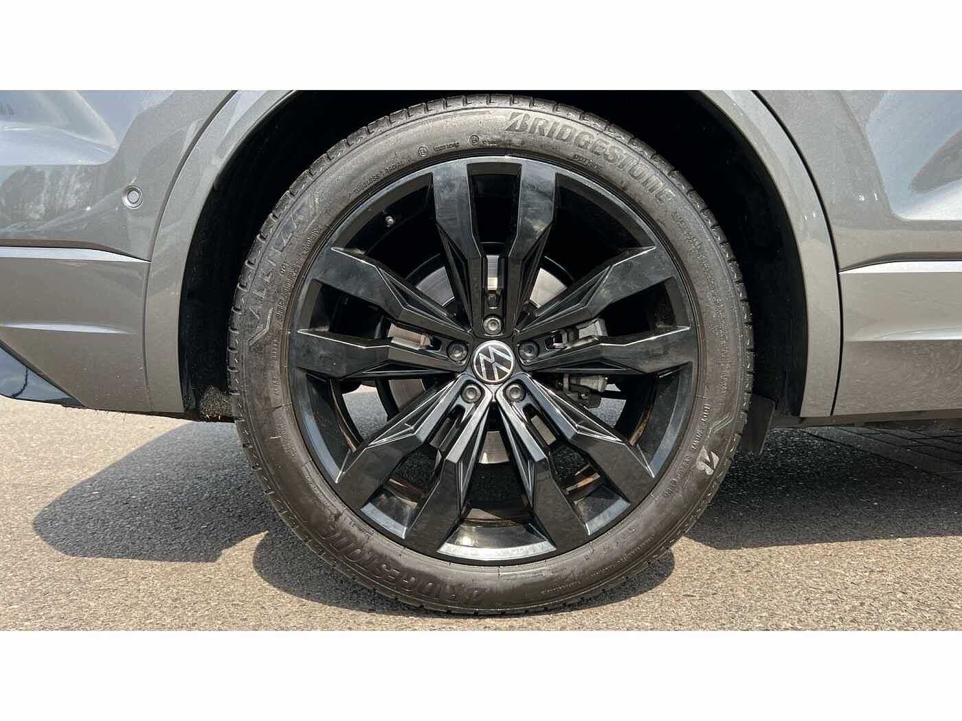 Volkswagen Touareg 3.0TDI (286ps) Black Edition 4Motion 5dr