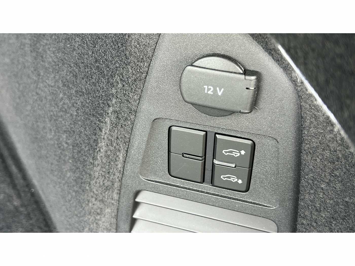 Volkswagen Touareg 3.0TDI (286ps) Black Edition 4Motion 5dr
