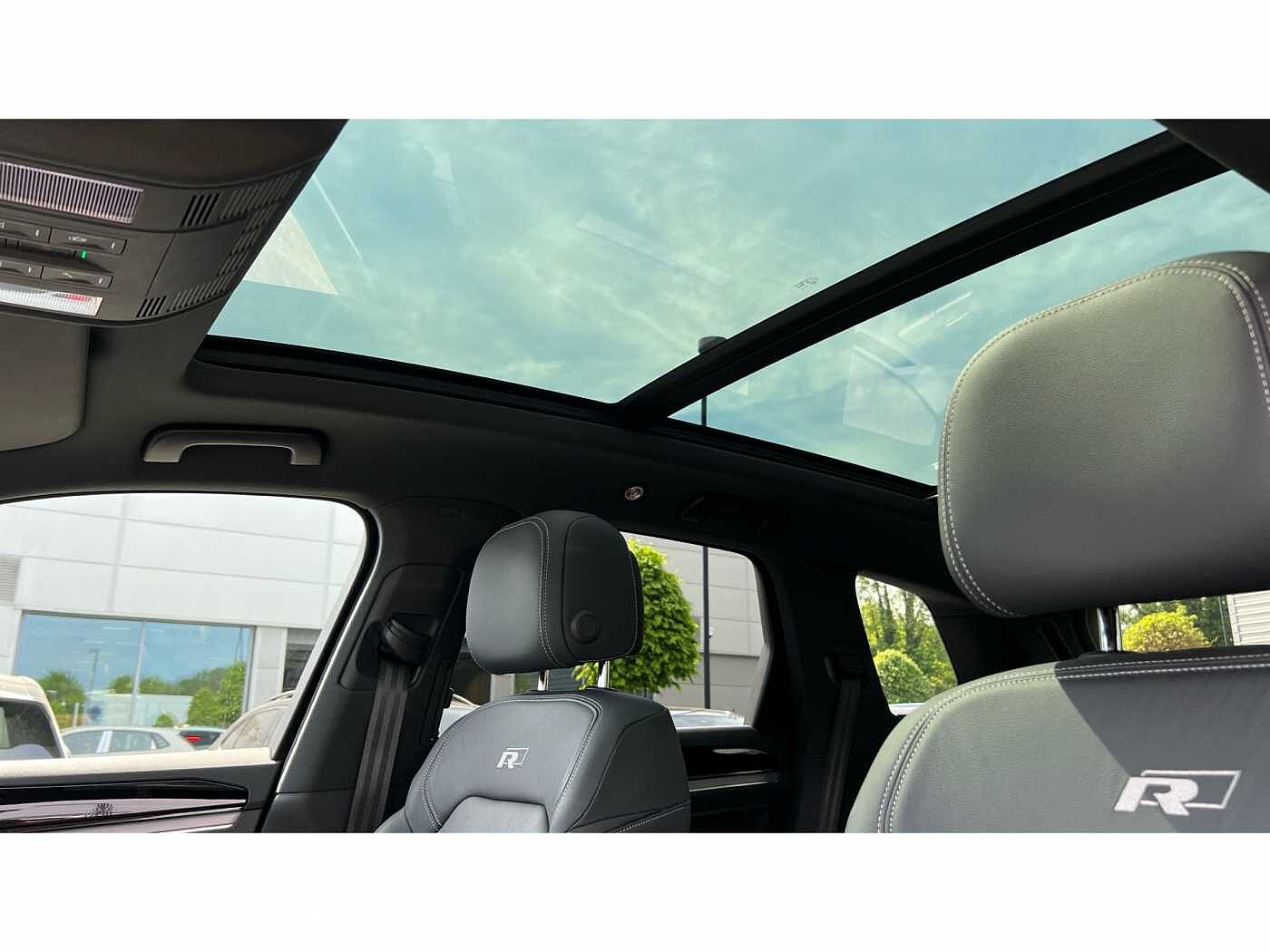 Volkswagen Touareg 3.0TDI (286ps) Black Edition 4Motion 5dr