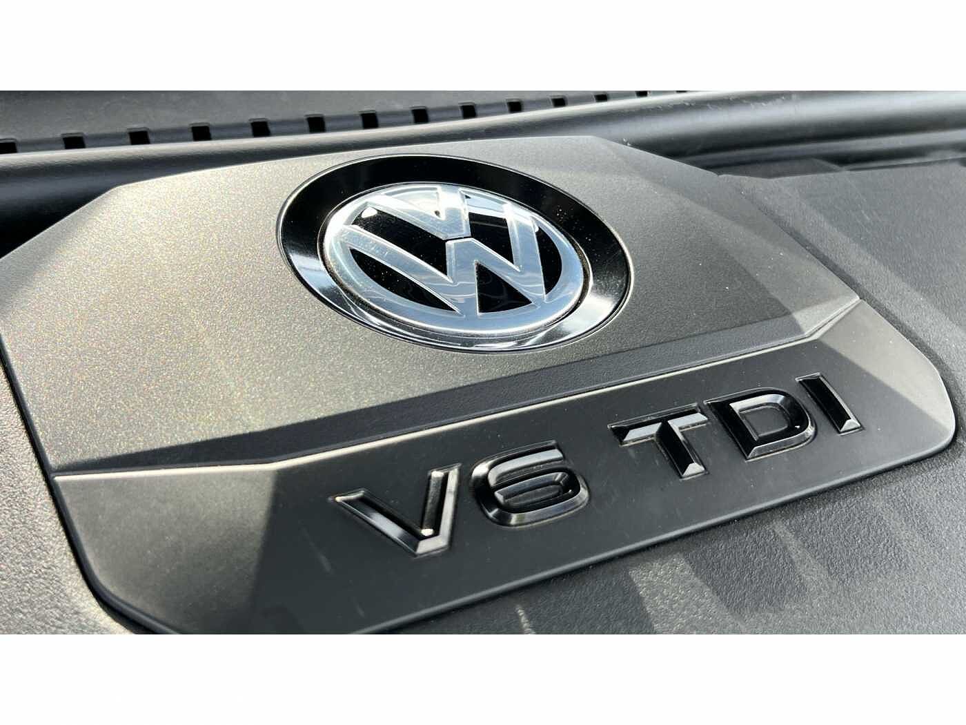 Volkswagen Touareg 3.0TDI (286ps) Black Edition 4Motion 5dr