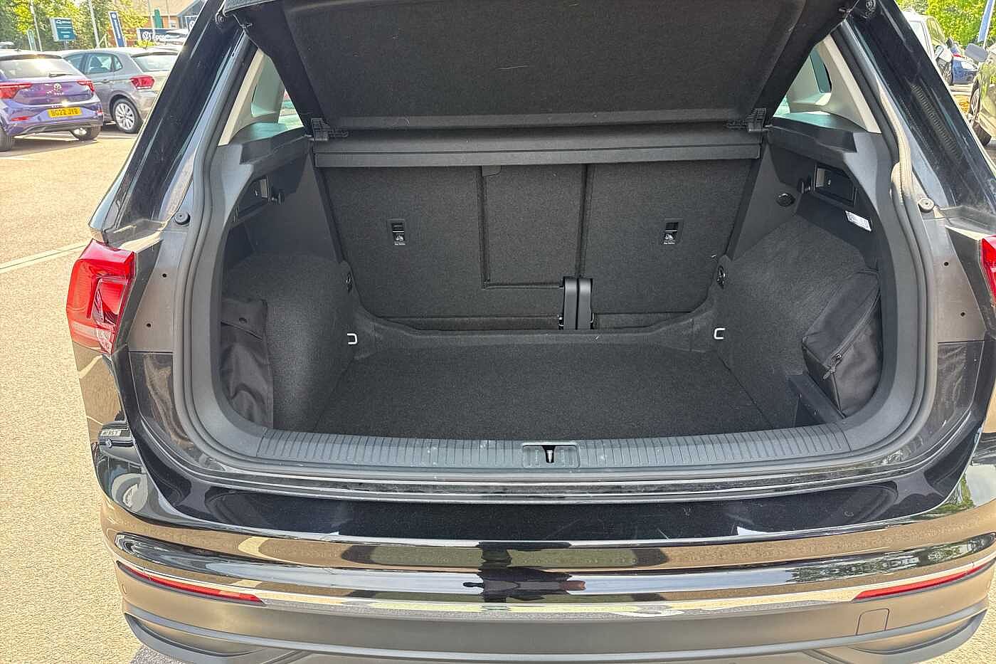 Volkswagen Tiguan 1.5 TSI (150ps) Active EVO DSG 5 door