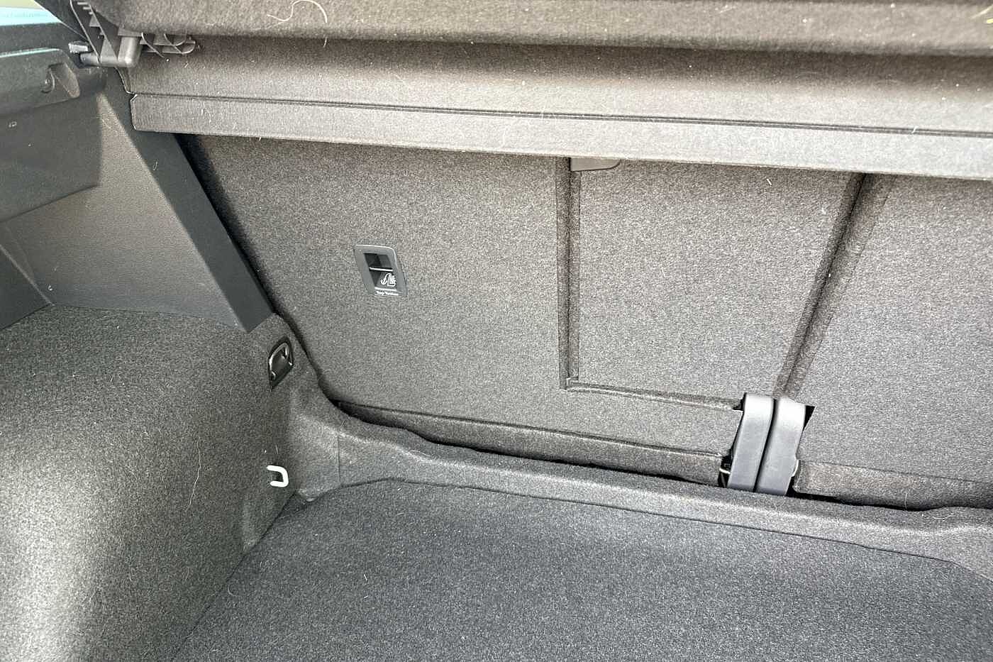 Volkswagen Tiguan 1.5 TSI (150ps) Active EVO DSG 5 door